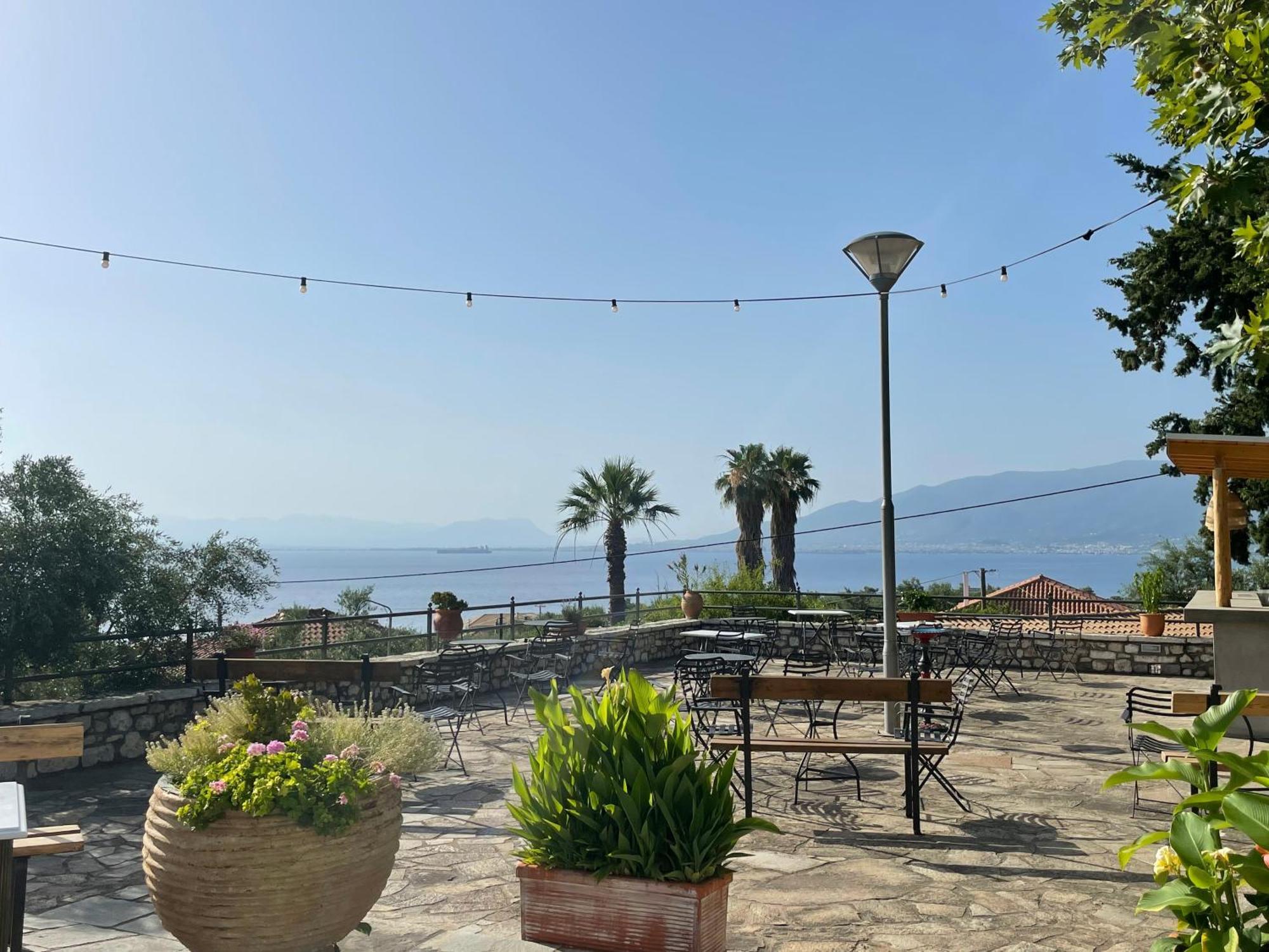 Polas Residencies Aparthotel Kalamata Exterior photo